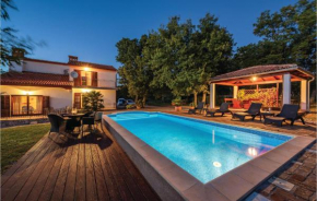 Gorgeous Home In Kapelica